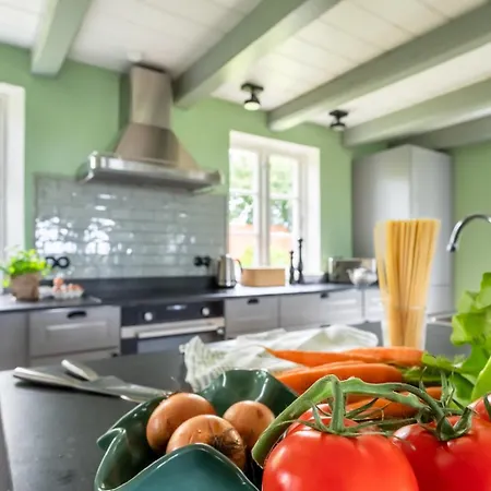 Sensby - Schlei Retreat Mit Kamin & Garten Thumby